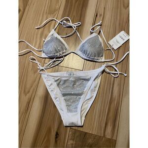 NWT DAGI Sparkly White Bikini Swimsuit 2 Pieces with Sun Protection Size 6